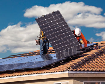 Installation de panneaux photovoltaïques